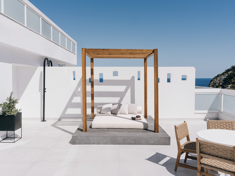 hyde-ibiza-mondrian-ibiza