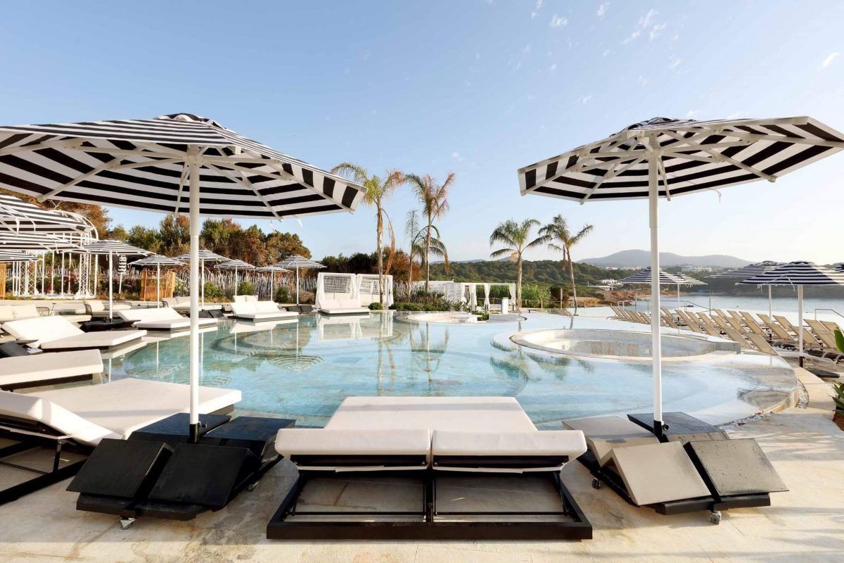 BLESS-HOTEL-IBIZA-llum-pool-club