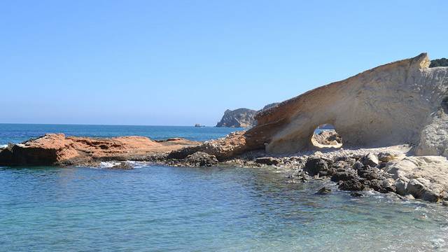 Cala Blanca