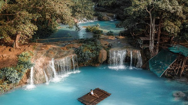 Cambugahay Falls