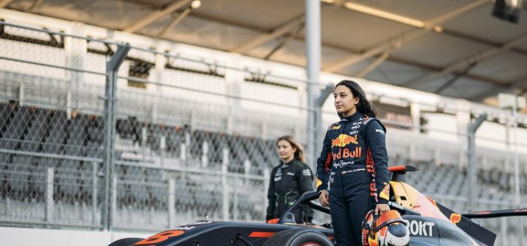 Colección Red Bull Racing Pepe Jeans