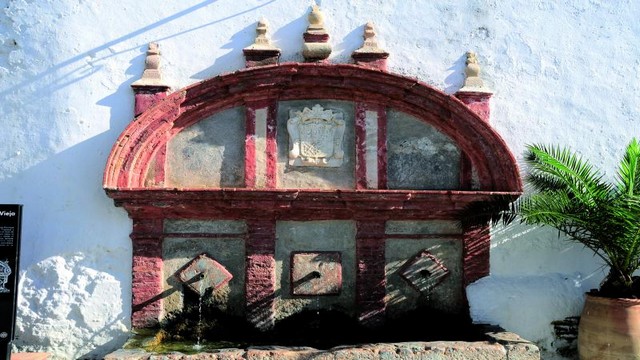 Fuente Vieja