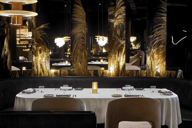 Leña Smoked Room