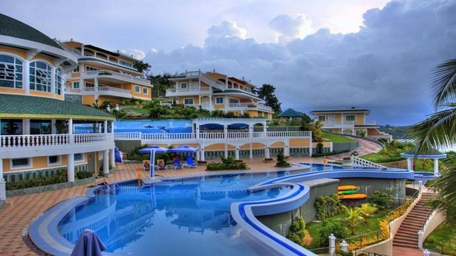 Monaco Suites de Boracay