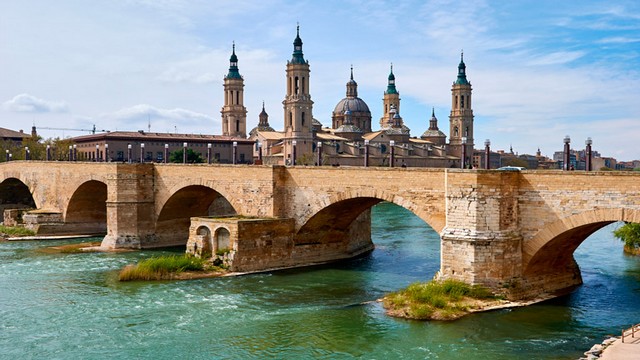 Puente de piedra