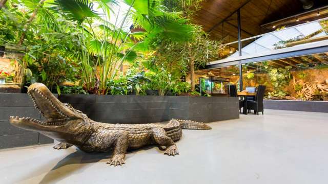 Reptile House de Aarde