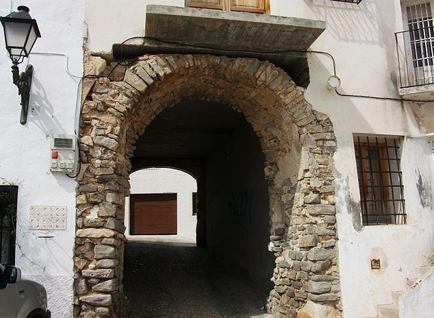 Restos de la muralla de Altea