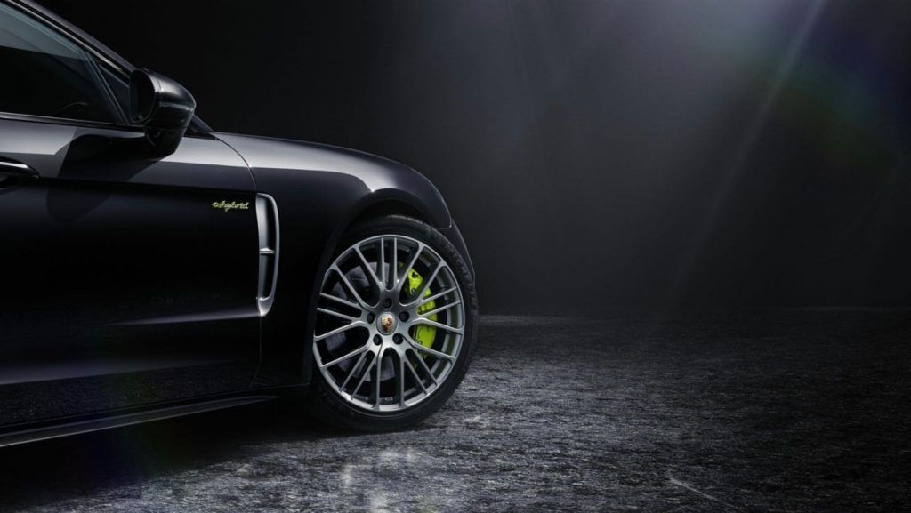 porsche-panamera-2021-platinum-edition