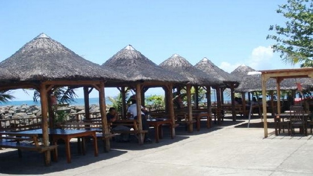 Sea Breeze Restaurant