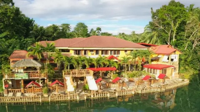 Stefanie Grace Paradise Inn