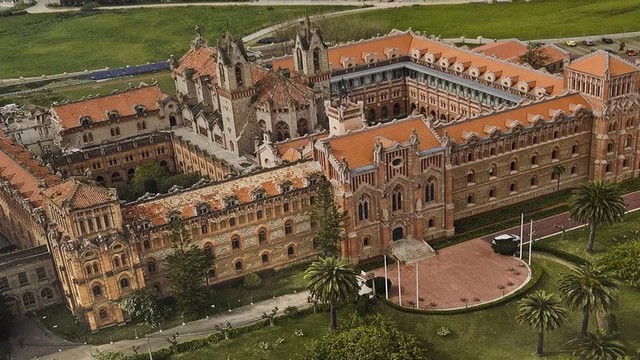 Universidad Pontificia