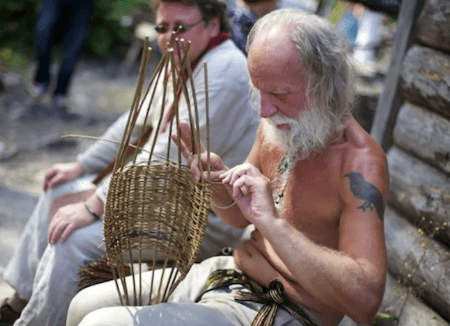 un artesano en birka