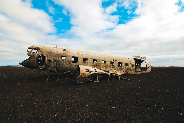 avión abandonado en islandia