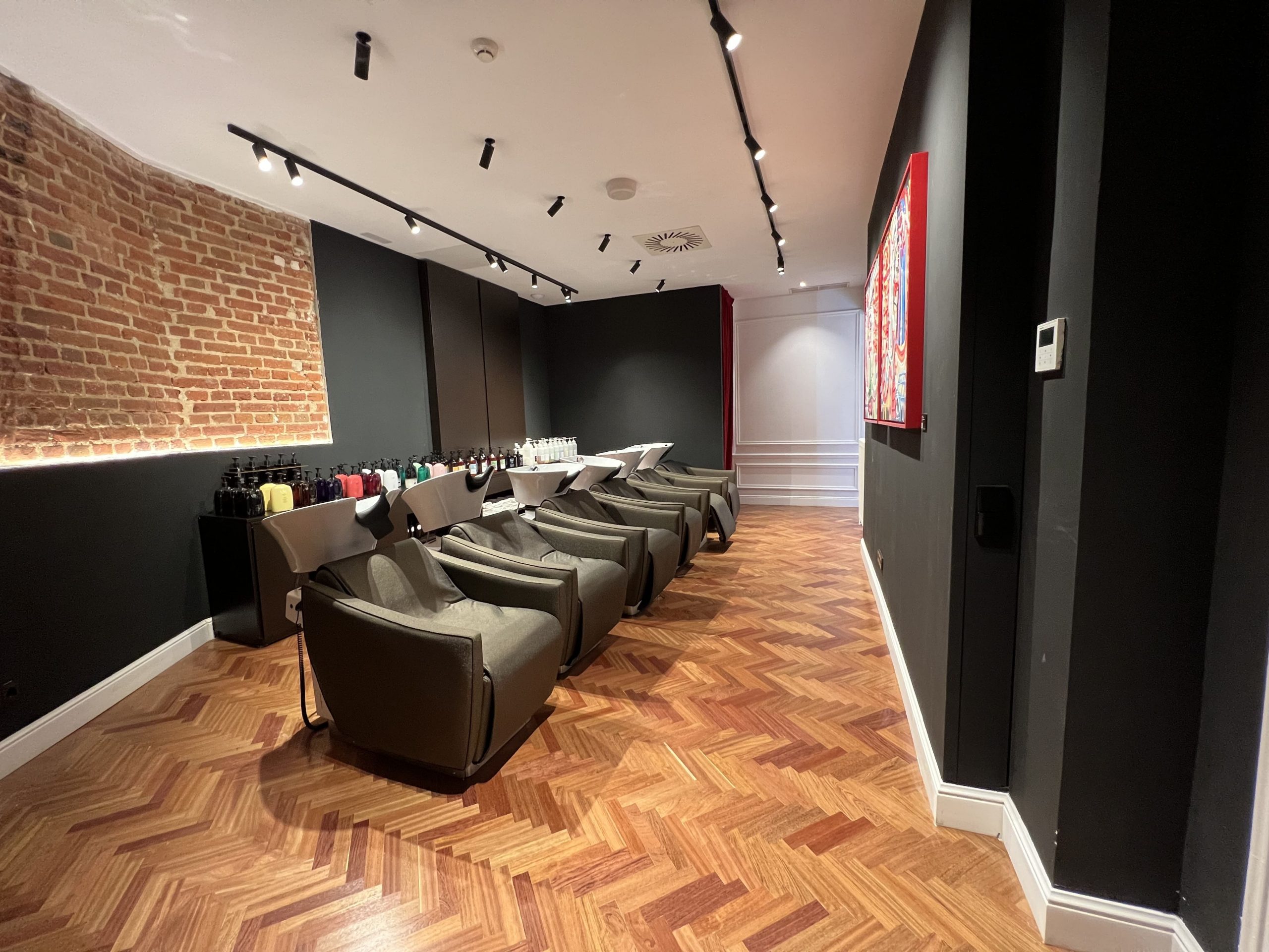 mejores-peluquerias-madrid-the-red-beauty-club