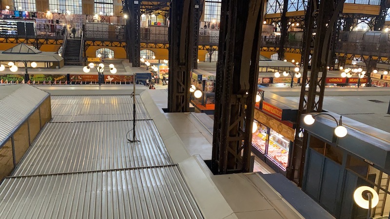 Mercado central de Budapest desde arriba