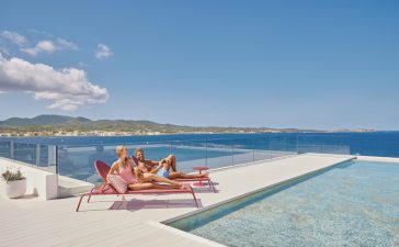 los mejores hoteles Only Adults de Ibiza
