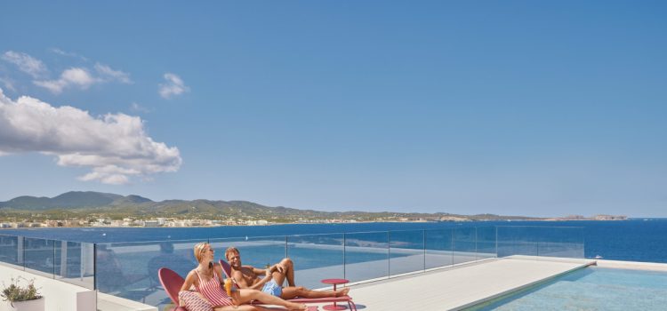 los mejores hoteles Only Adults de Ibiza