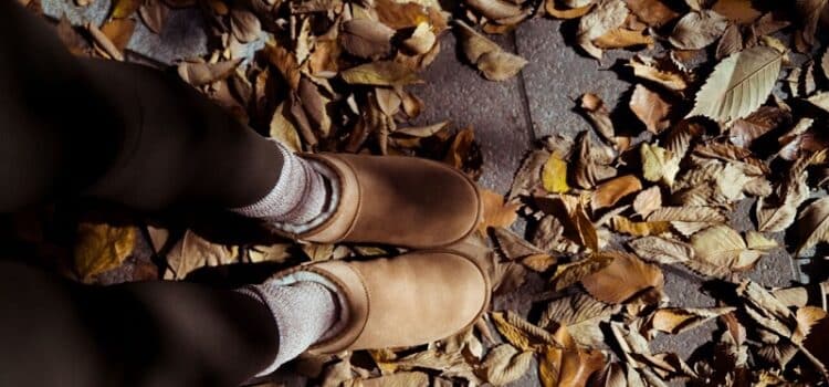 UGG