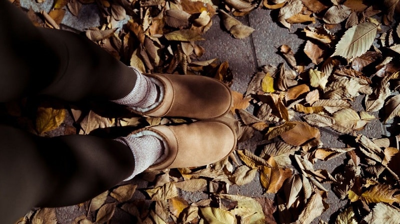 UGG
