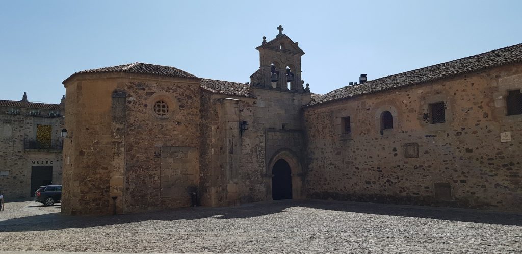 que ver en caceres